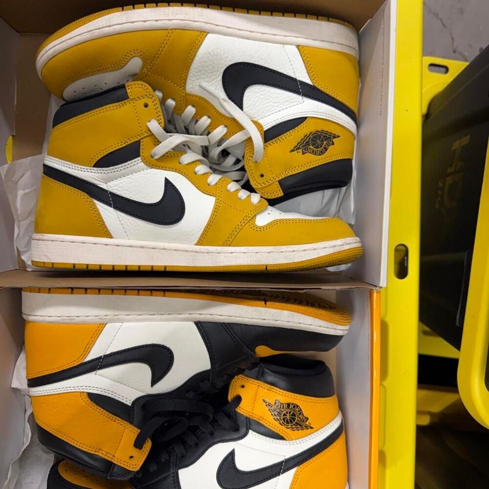 Jordan Men's Yellow Trainers